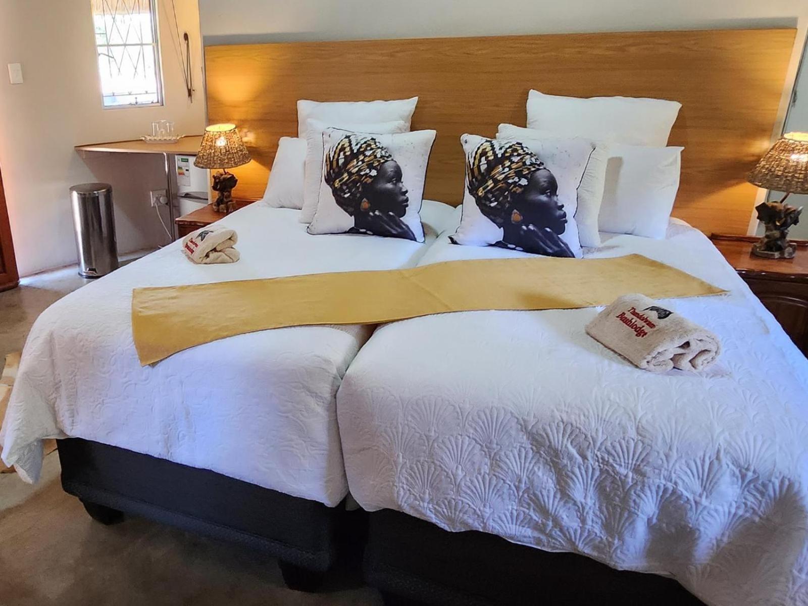 Thandolwami Bushlodge & *