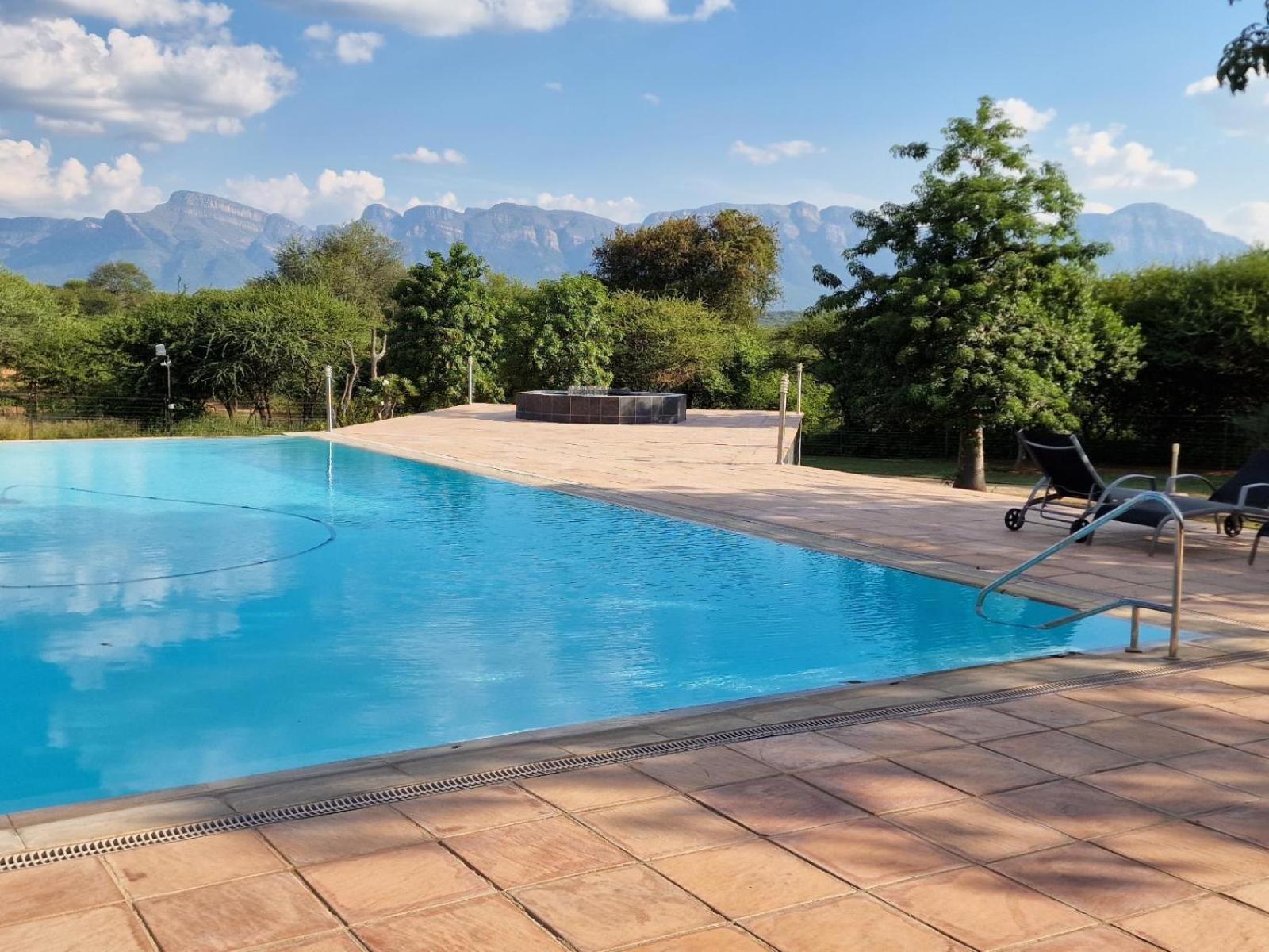 Thandolwami Bushlodge & *