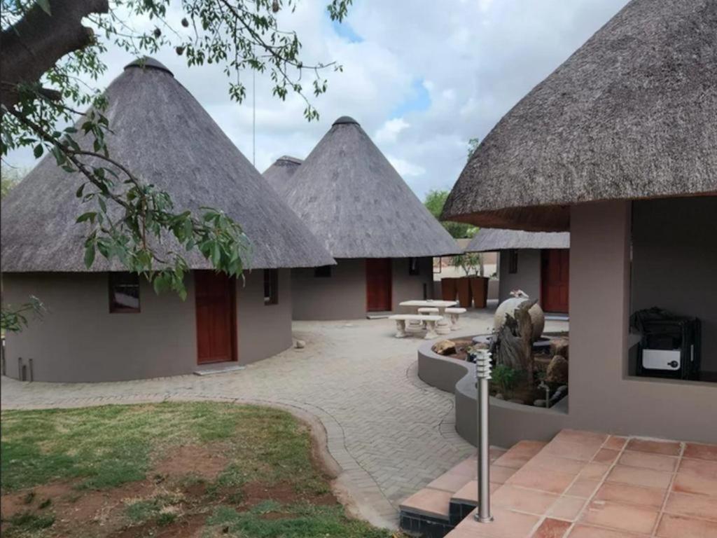 Thandolwami Bushlodge & Lodge Hoedspruit